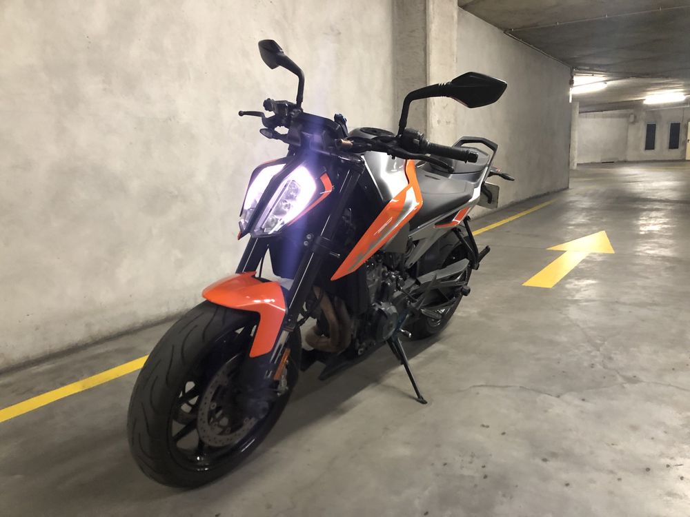 KTM Duke 790 Scalpel