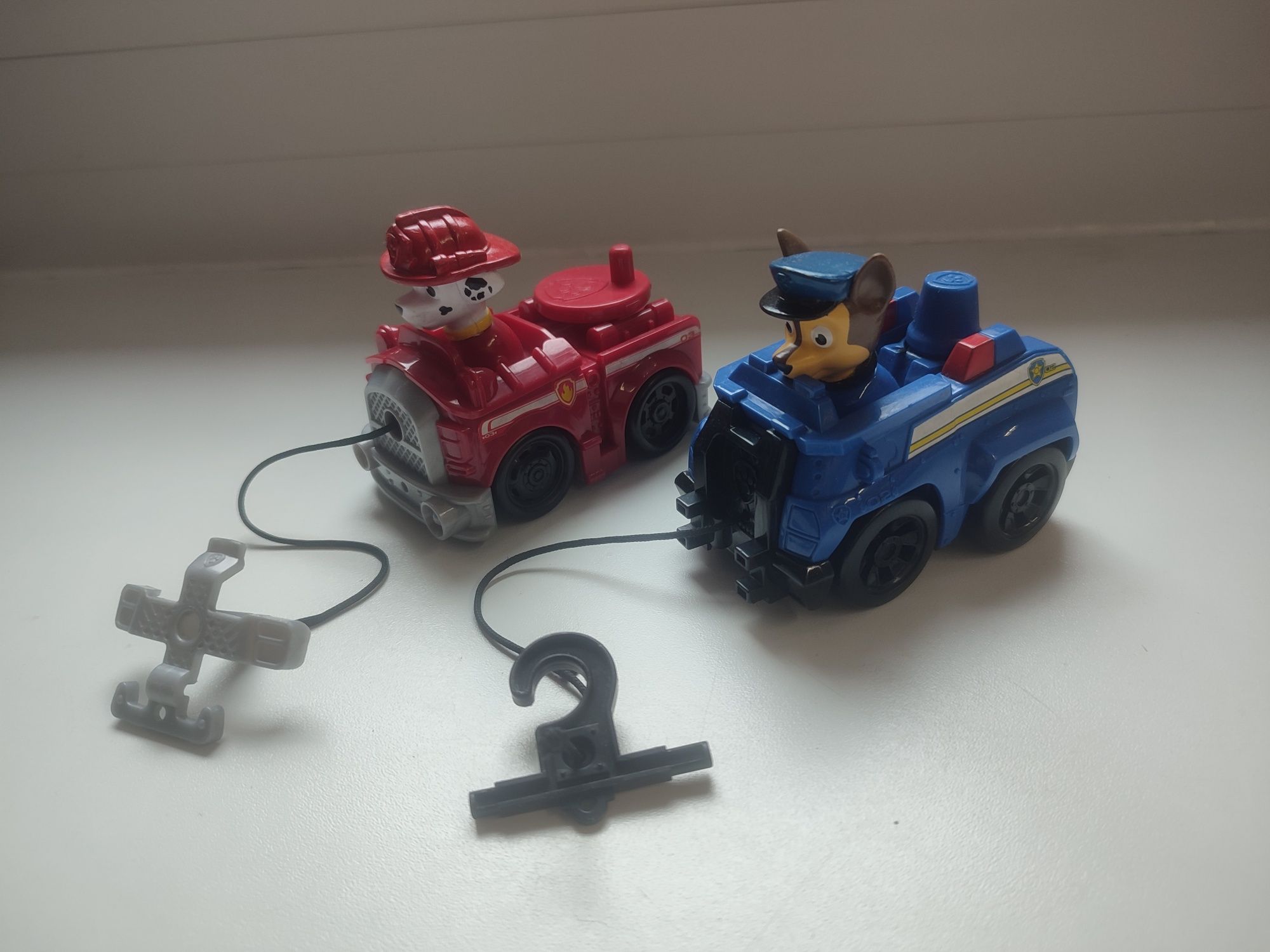 Psi patrol, Chase i Marshall, pojazdy