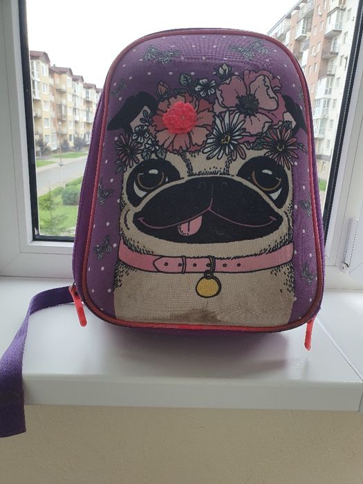 Рюкзак для дівчини