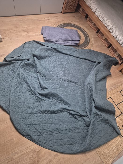 Narzuta pikowana na łóżko 230x210 cm butelkowa zieleń