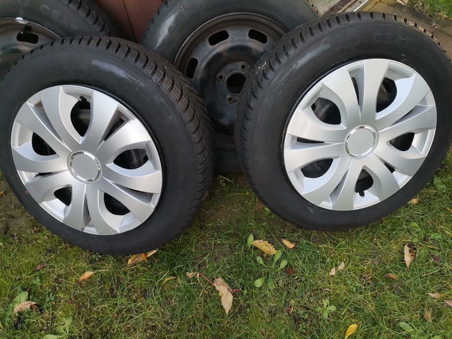 Komplet kół zimowych (nowe opony) - 185/65/R15