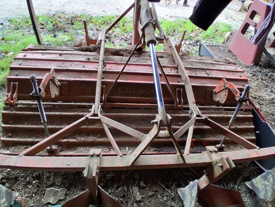 Vendo frese galucho 1900 com avrerregos hidralicos