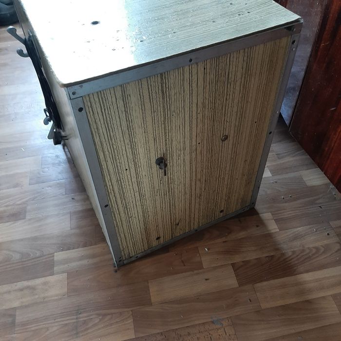 Інкубатор на 50 гусиних яєць