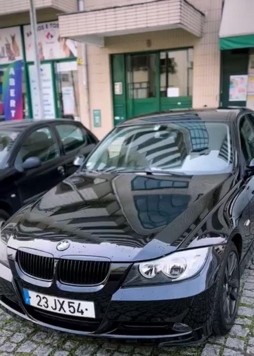 Vendo carro BMW 318D, impecável.