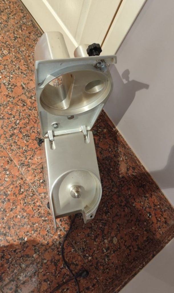 Profesjonalna szatkownica elektryczna do warzyw HLC-300