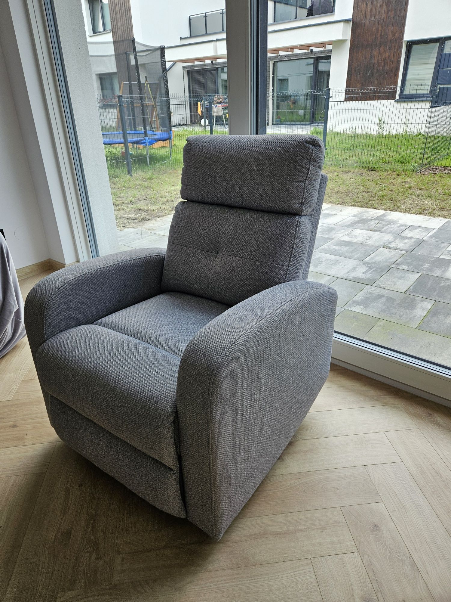 NOWY Fotel Relax Viro z podnóżkiem