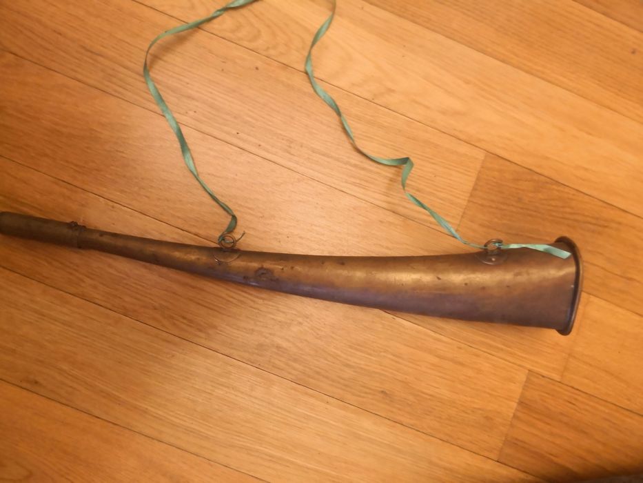 Akcesoria myśliwskie futerał na broń, pas na amunicję,stołek sygałówka