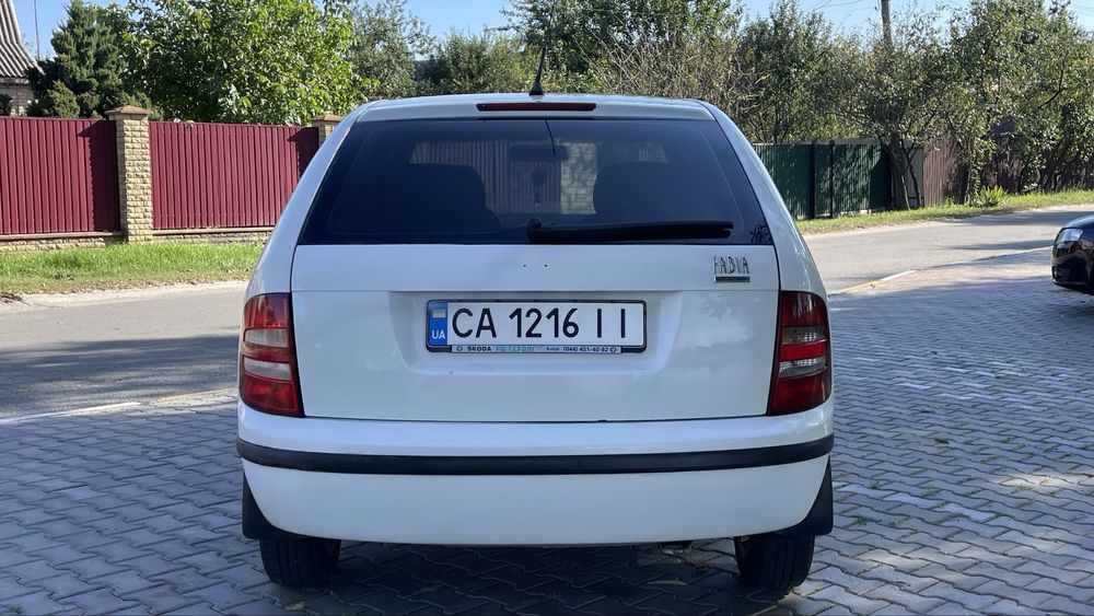 Skoda Fabia 1.4 бензин