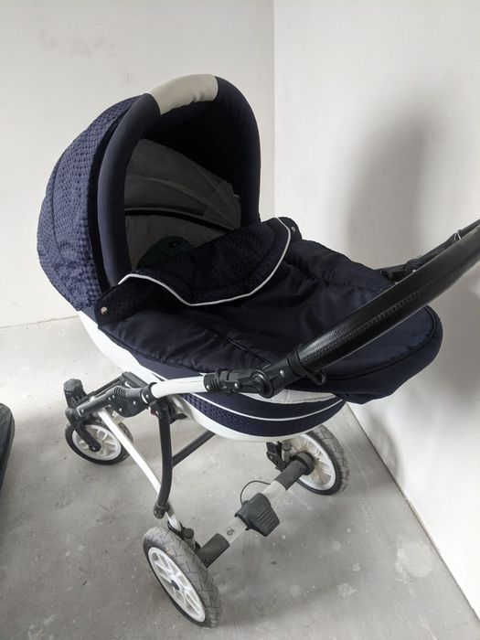 Продам дитячу коляску