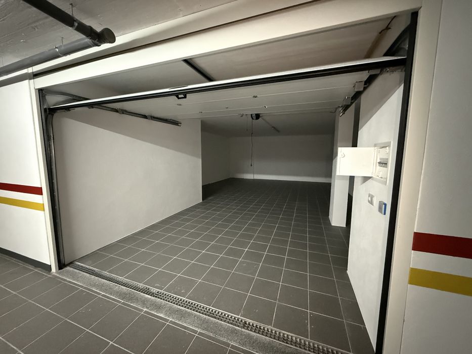 Armazém / Garagem | Quinta da Portela - 65m2