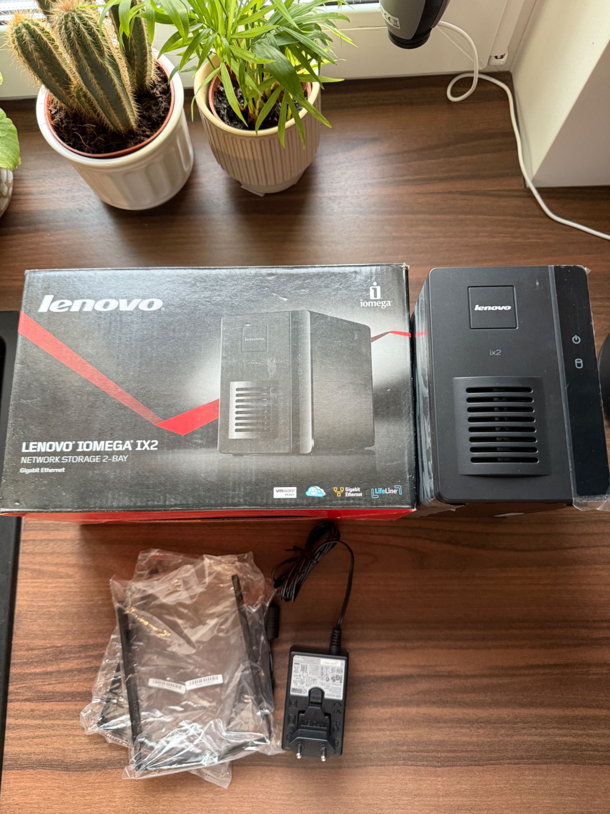 NAS Lenovo Iomega ix2 Jak Synology