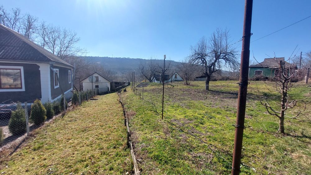 Продам 10 соток. Вул.Острівська,388.