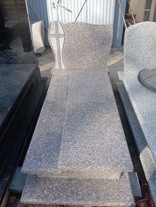 Nagrobki granitowe promocja do 20.11.2025