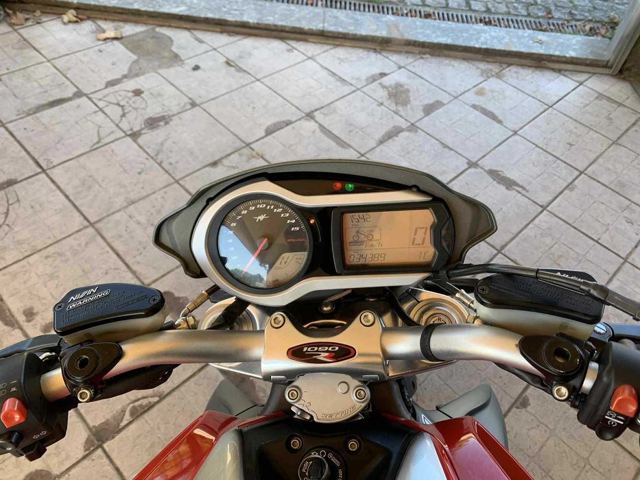 MV Augusta Brutale 1090RR