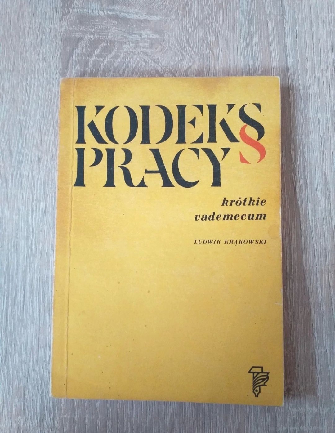 Książka z 1975 r "Kodeks pracy" Kąkolewski