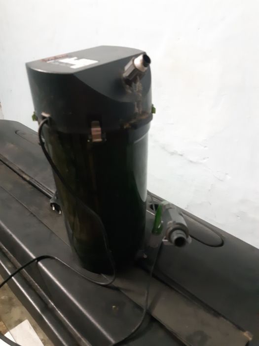 Продам акваріум на 200л і зовнішній фільтр