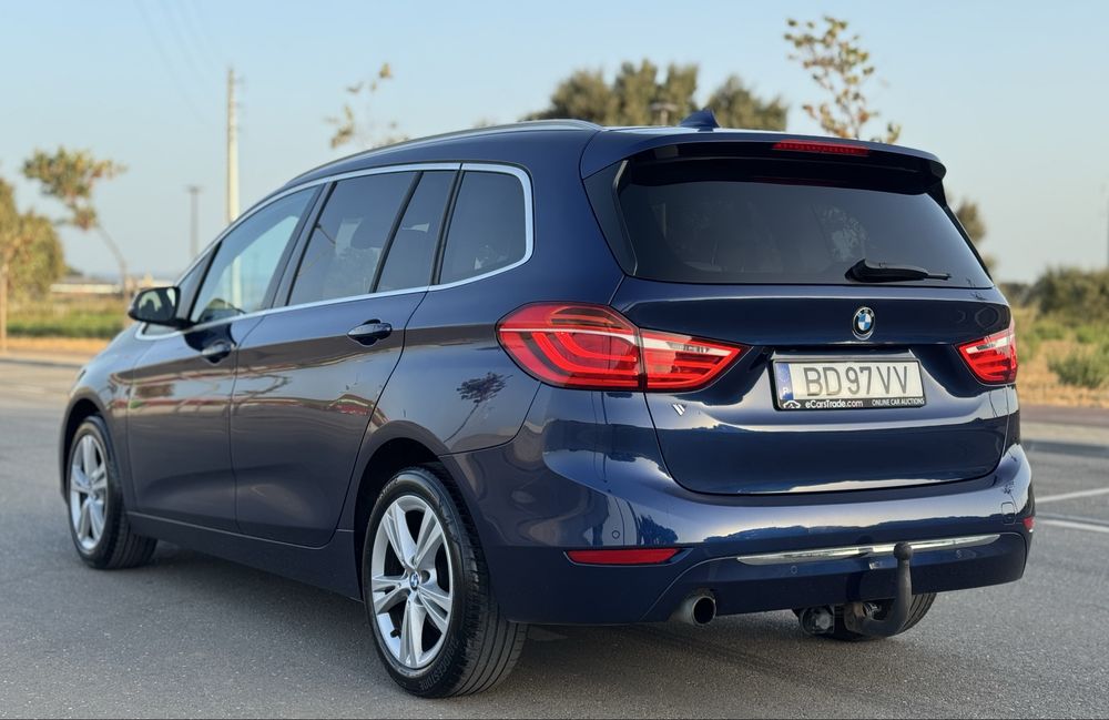 BMW 216D Luxury Line 7Lugares