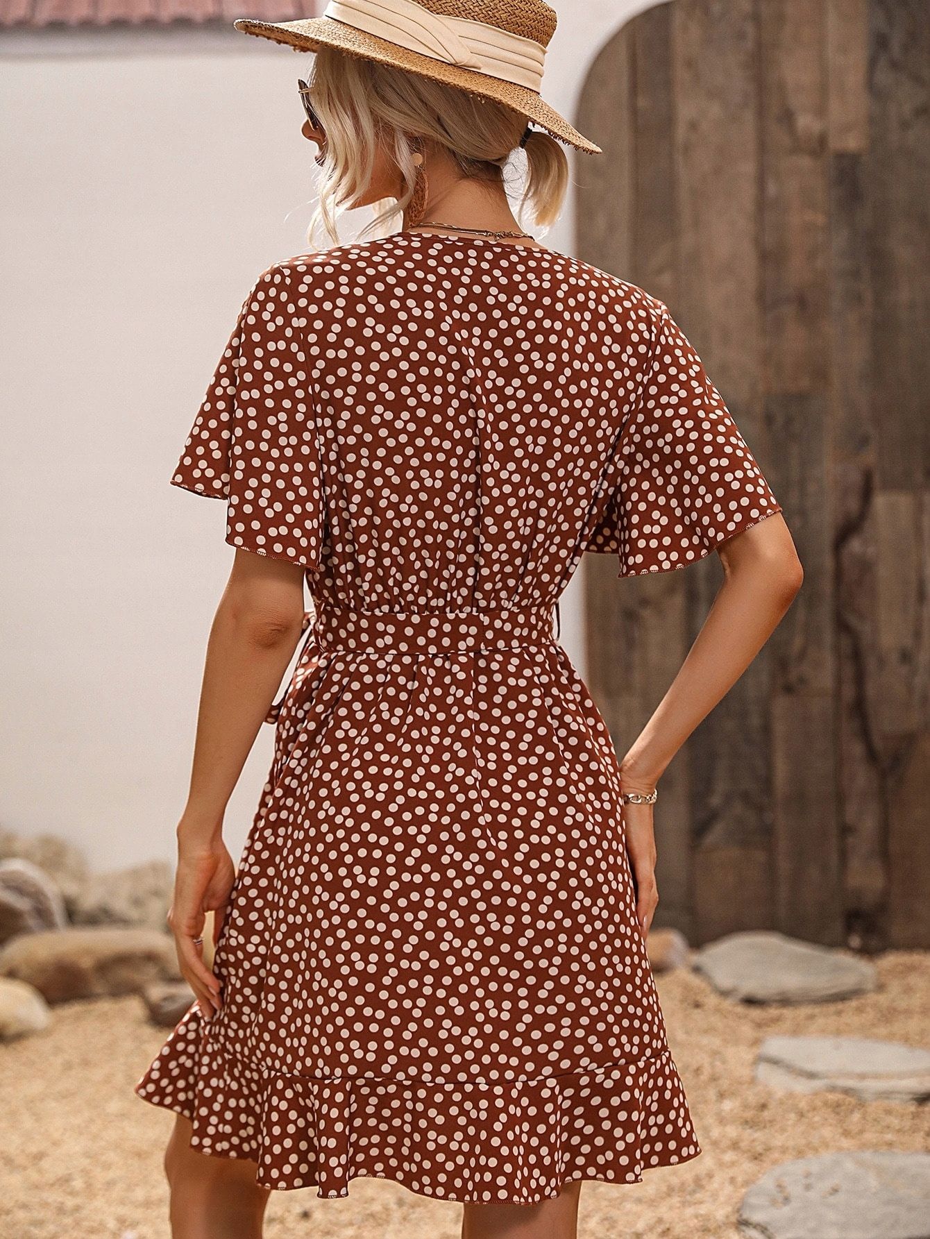 Sukienka W Groszki Z Falbankami Rozkloszowana Mini Casual Shein S 36