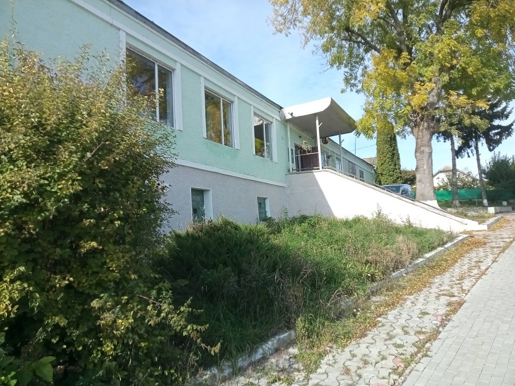 Приміщення 640 м² Ягільниця