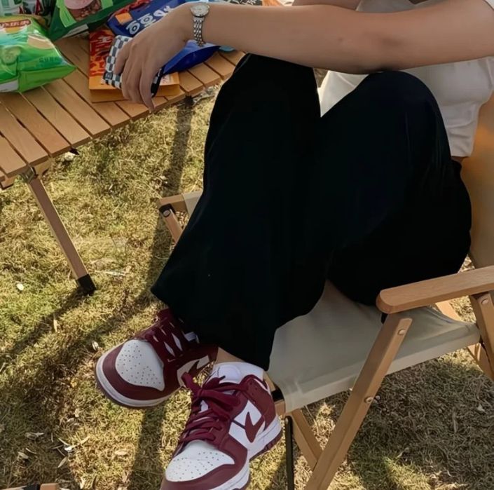Кросівки жіночі Nike Dunk Low Team Red
