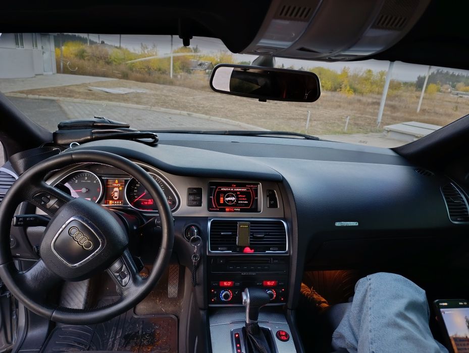 Продам Ауди Q7 diesel 3.0