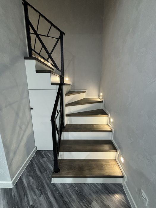 Євро3кімнатна квартира з якісними меблями, технікою