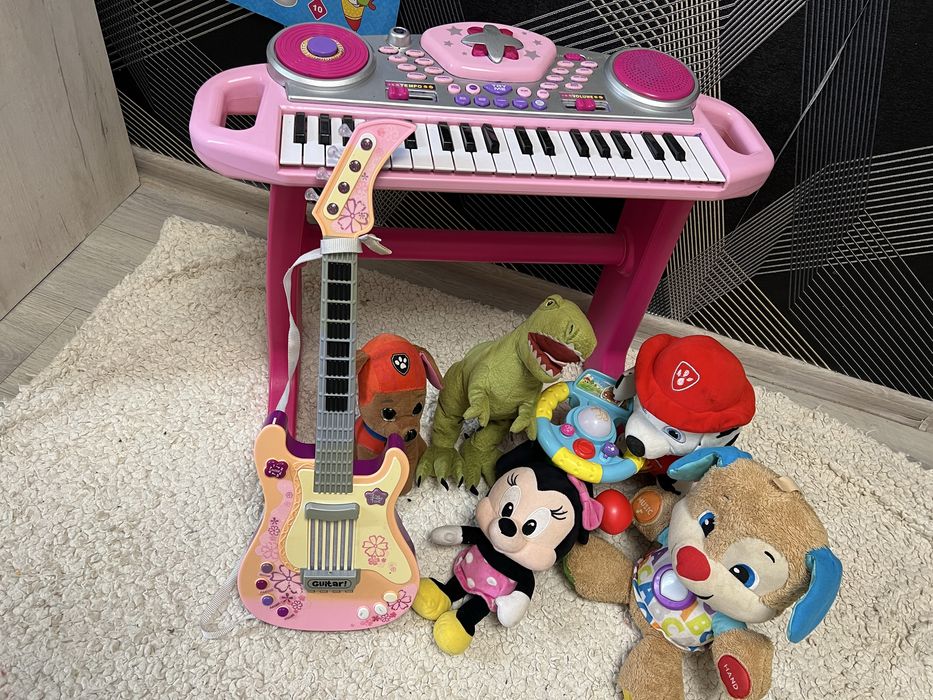 Продам дитячі іграшки