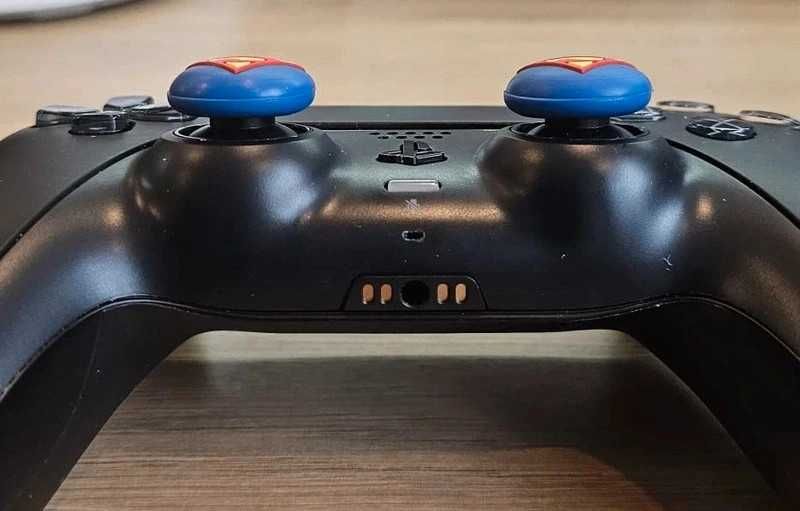 Antypoślizgowe gumki nakładki kontroler Playstation Xbox Superman Blue