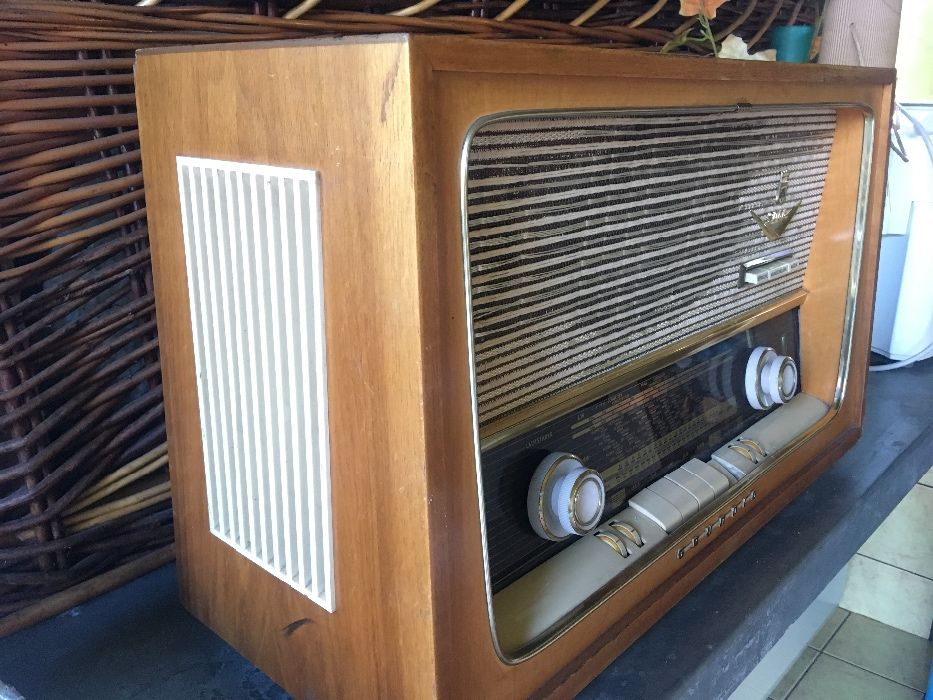 stare radio GRUNDIG 2066