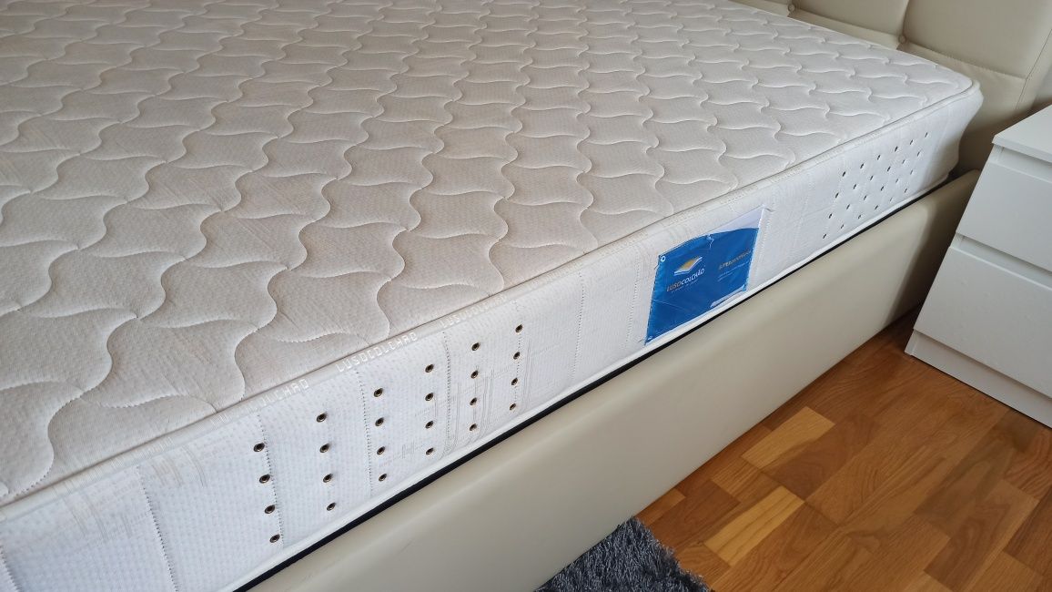 Cama de casal completa+estrado+colchao
