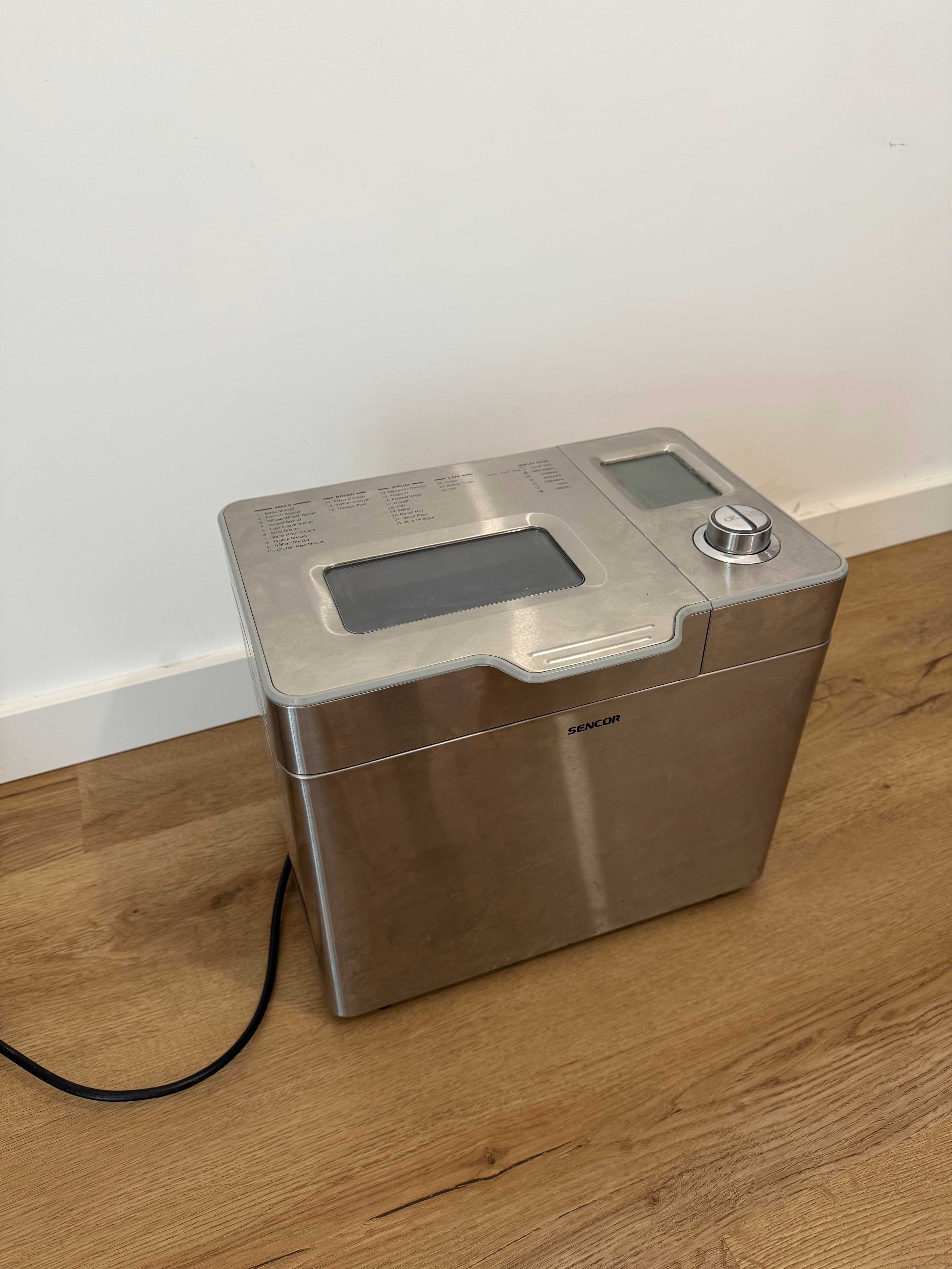 Wypiekacz do chleba Sencor SBR 2000SS 23 programy 550W