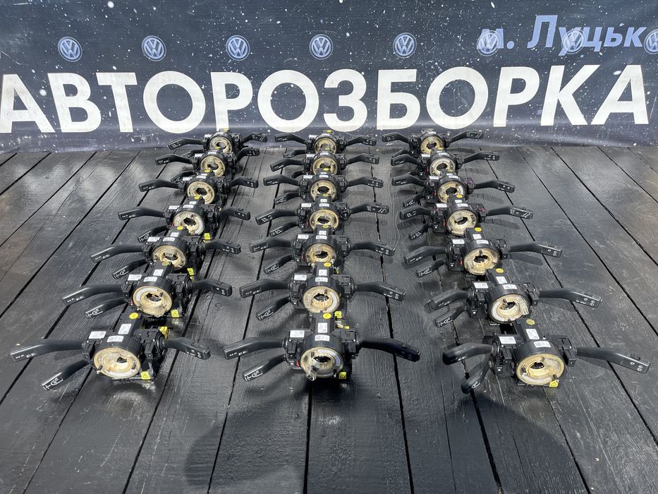 Подрулевой переключатель Volkswagen Passat B6 гітара шлейф Пассат б6