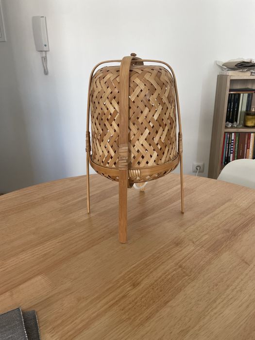 Candeeiro de Mesa KNIXHULT IKEA