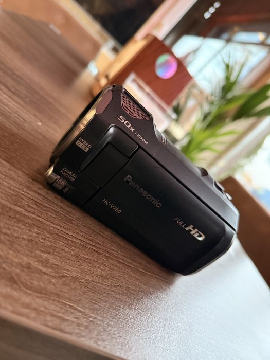 Відеокамера Panasonic