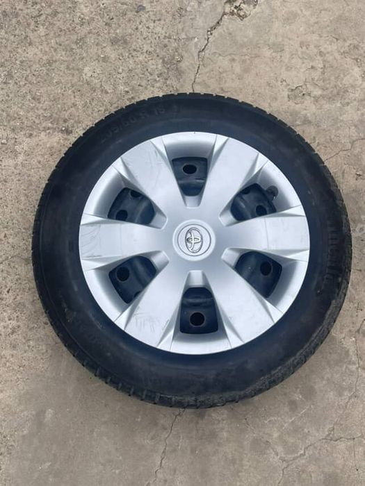 Продам колеса с дисками .