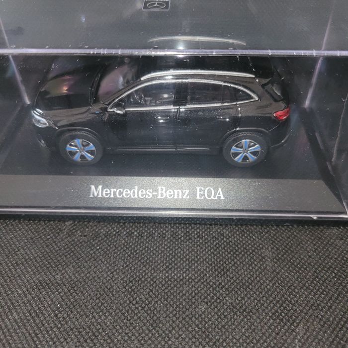 Carro miniatura Mercedes