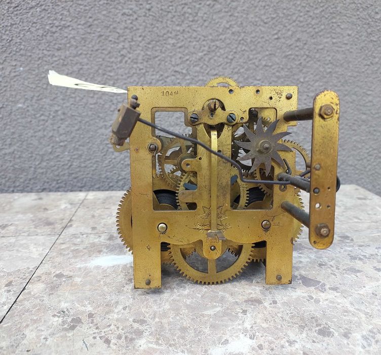 611 Mechanizm starego zegara ściennego Junghans B26 sprawny zabrudzony
