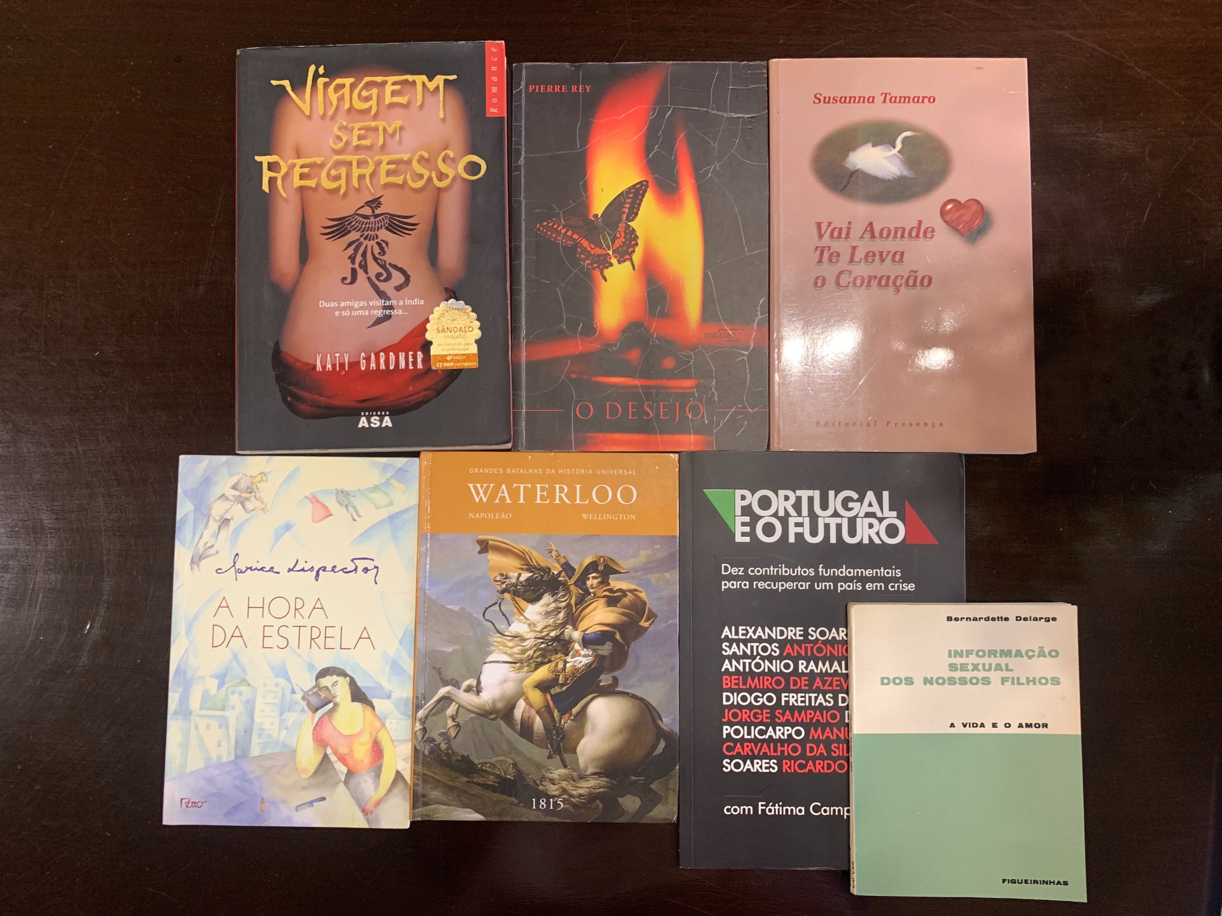 Livros de vários autores e géneros literários