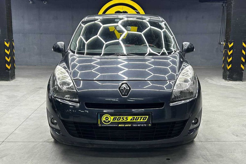 Renault Scenic 2011