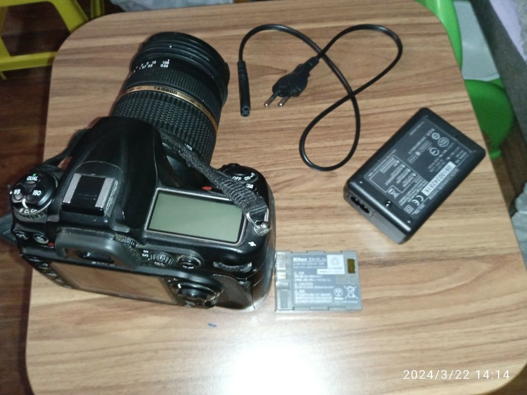 Nikon D300s + Tamron об'єктив Професійний дзеркальний фотоаппарат
