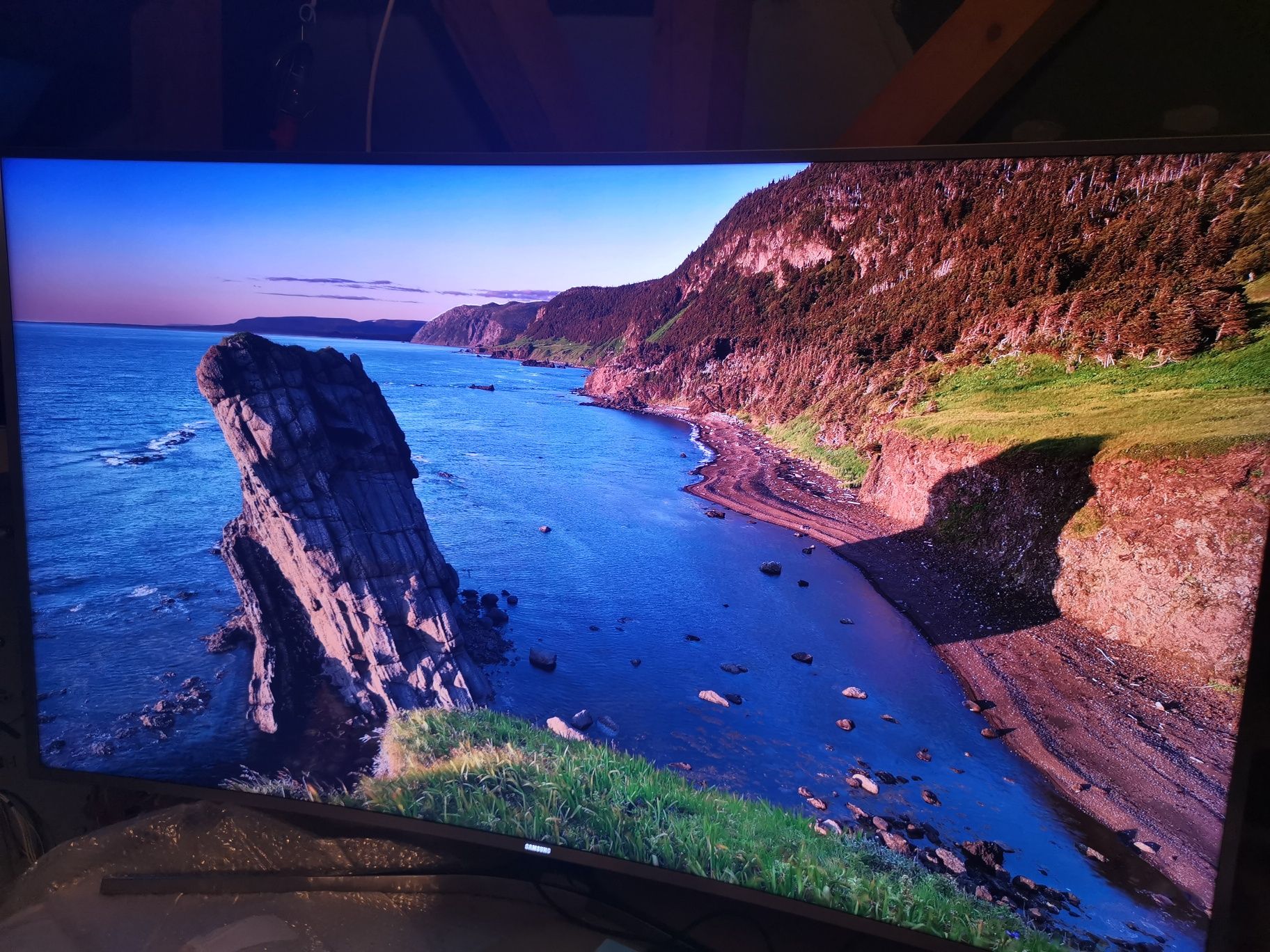 Telewizor Samsung Qled 65 cali HIGH END, 3D, 4K, z pełnym podświetl.