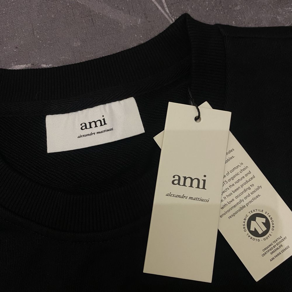 Свитшот AMI Paris Black