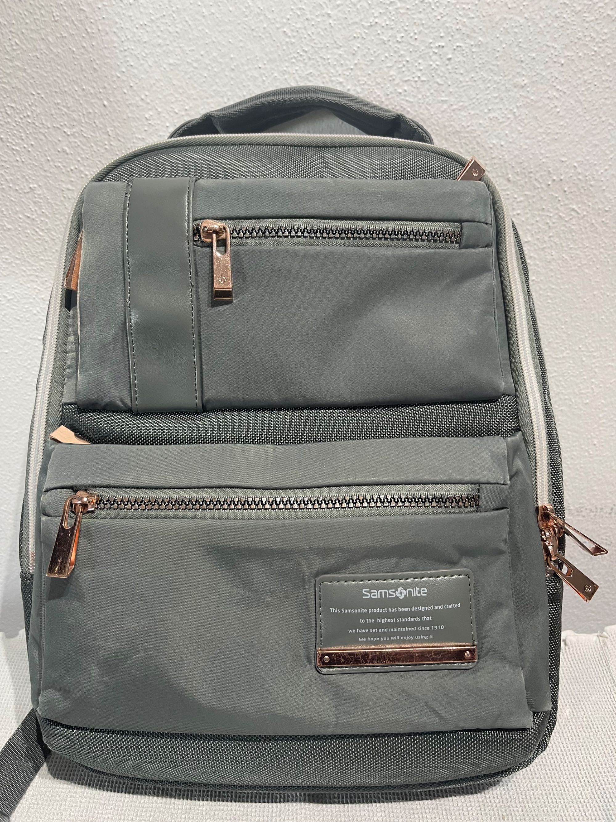 excelente mochila Samsonite