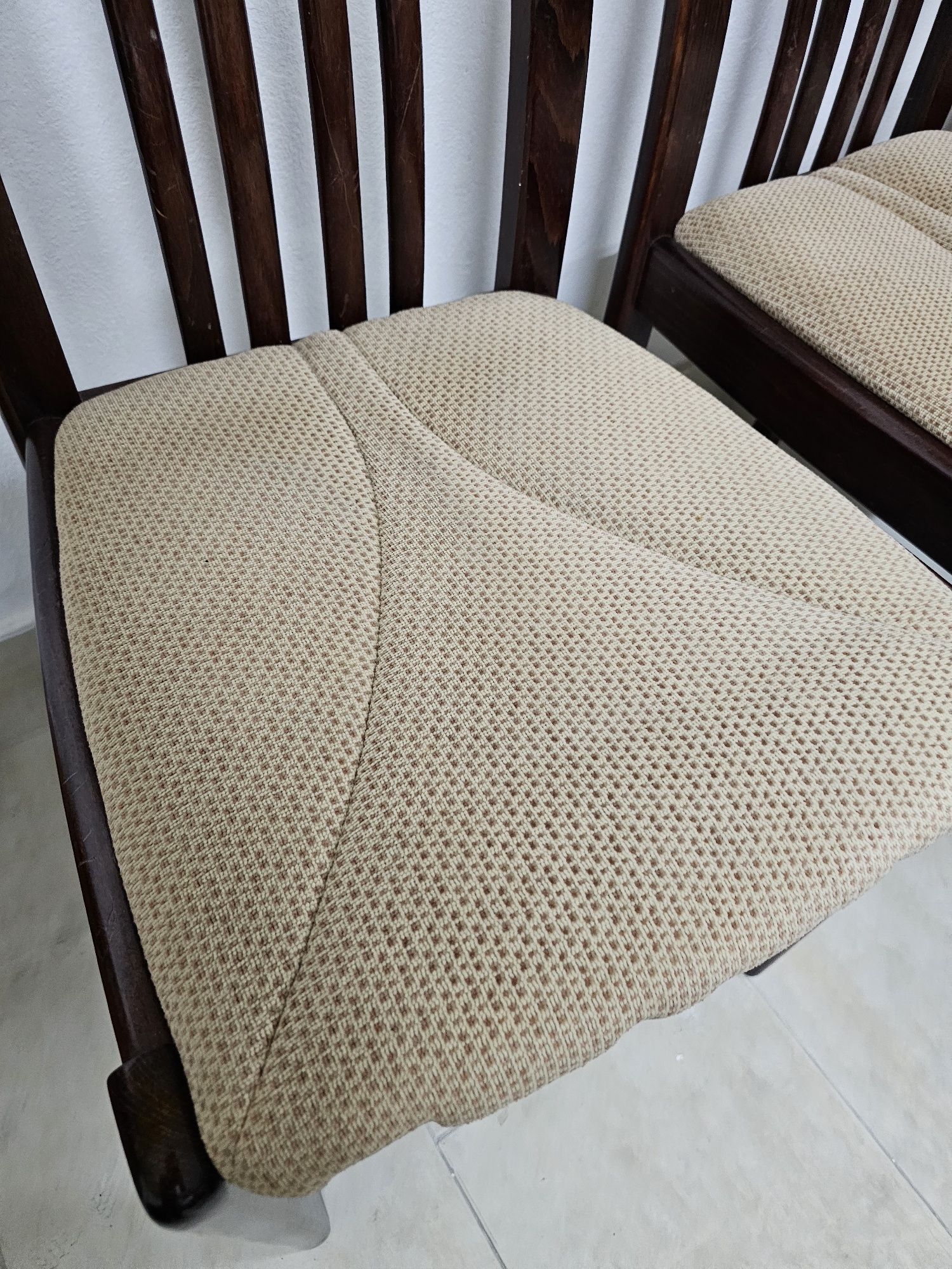 Conjunto de 4 cadeiras