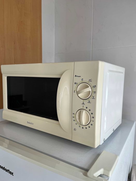 Microondas em boa condição
