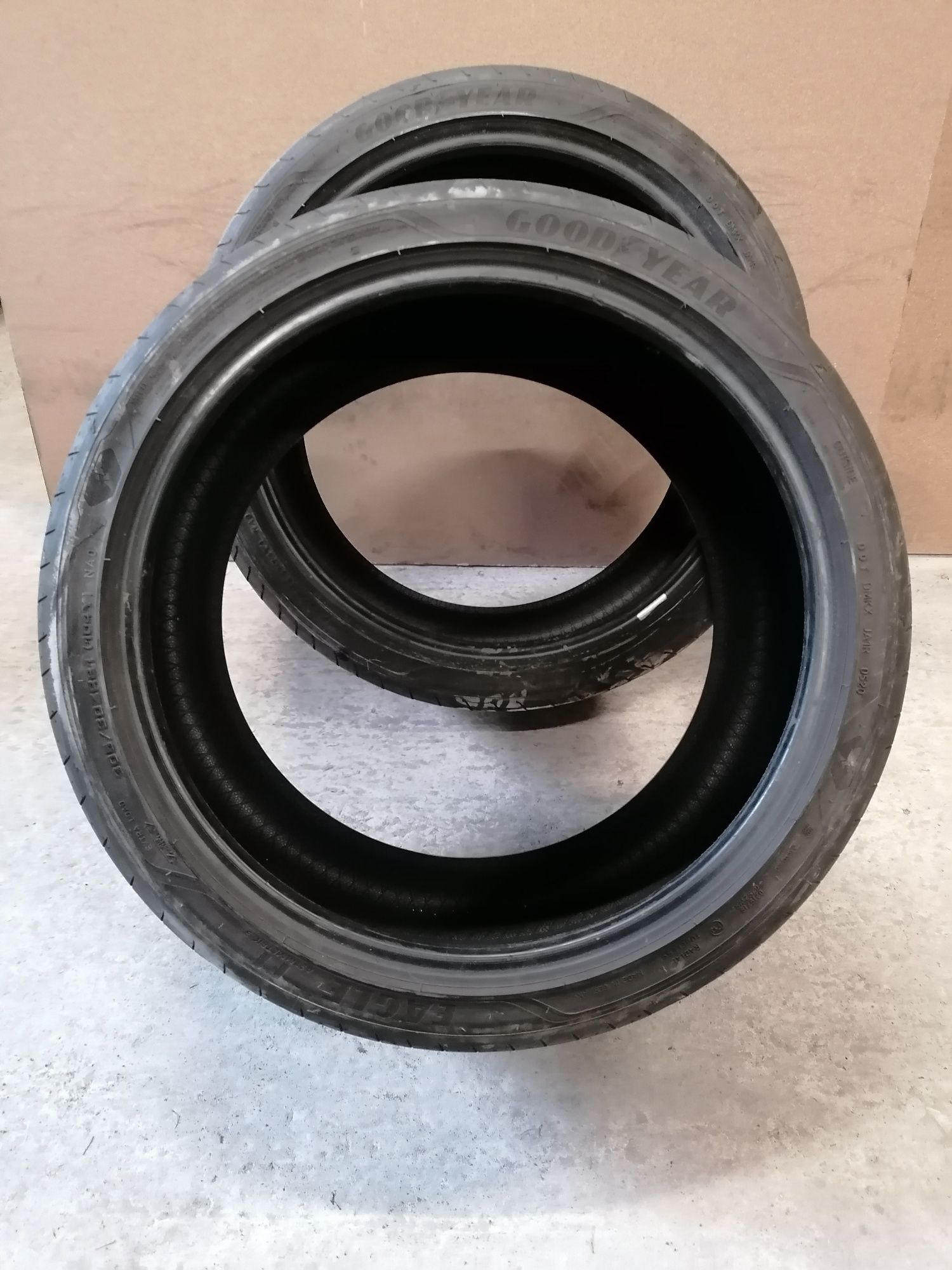 2x305/30 R21 Goodyear Eagle F1 letnie