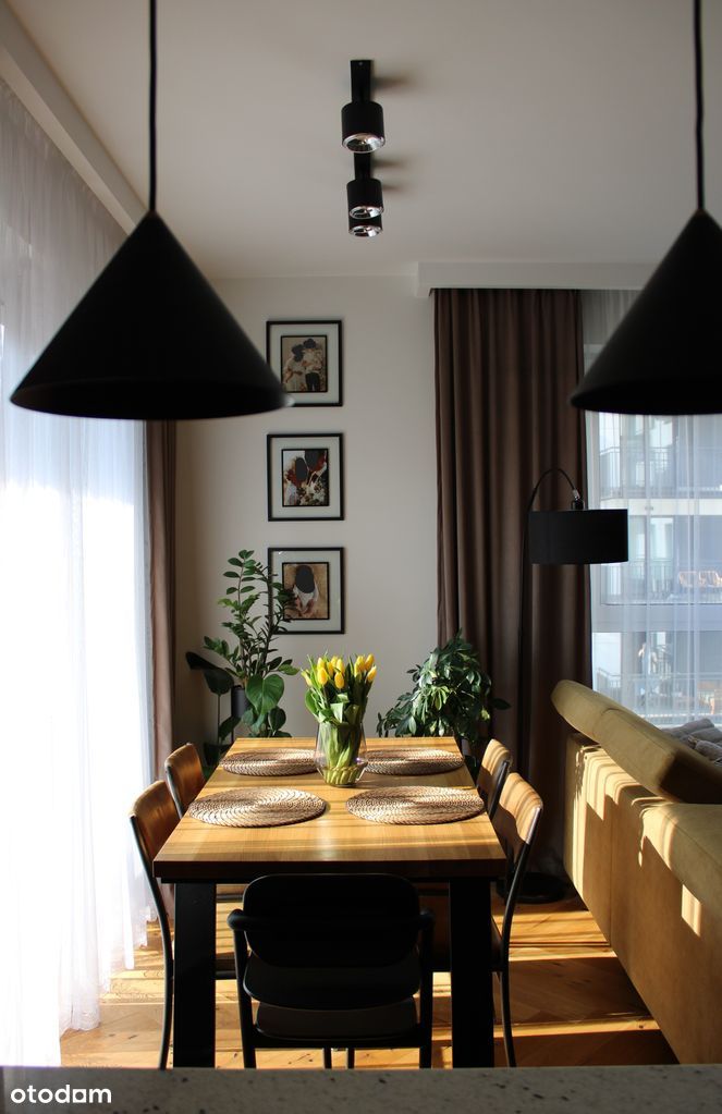 4 pokoje, duży balkon, 2 miejsca postojowe + box
