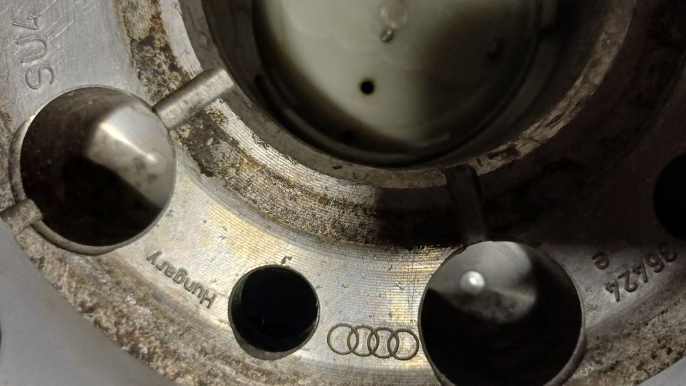 Продам диски r18 ,AUDI