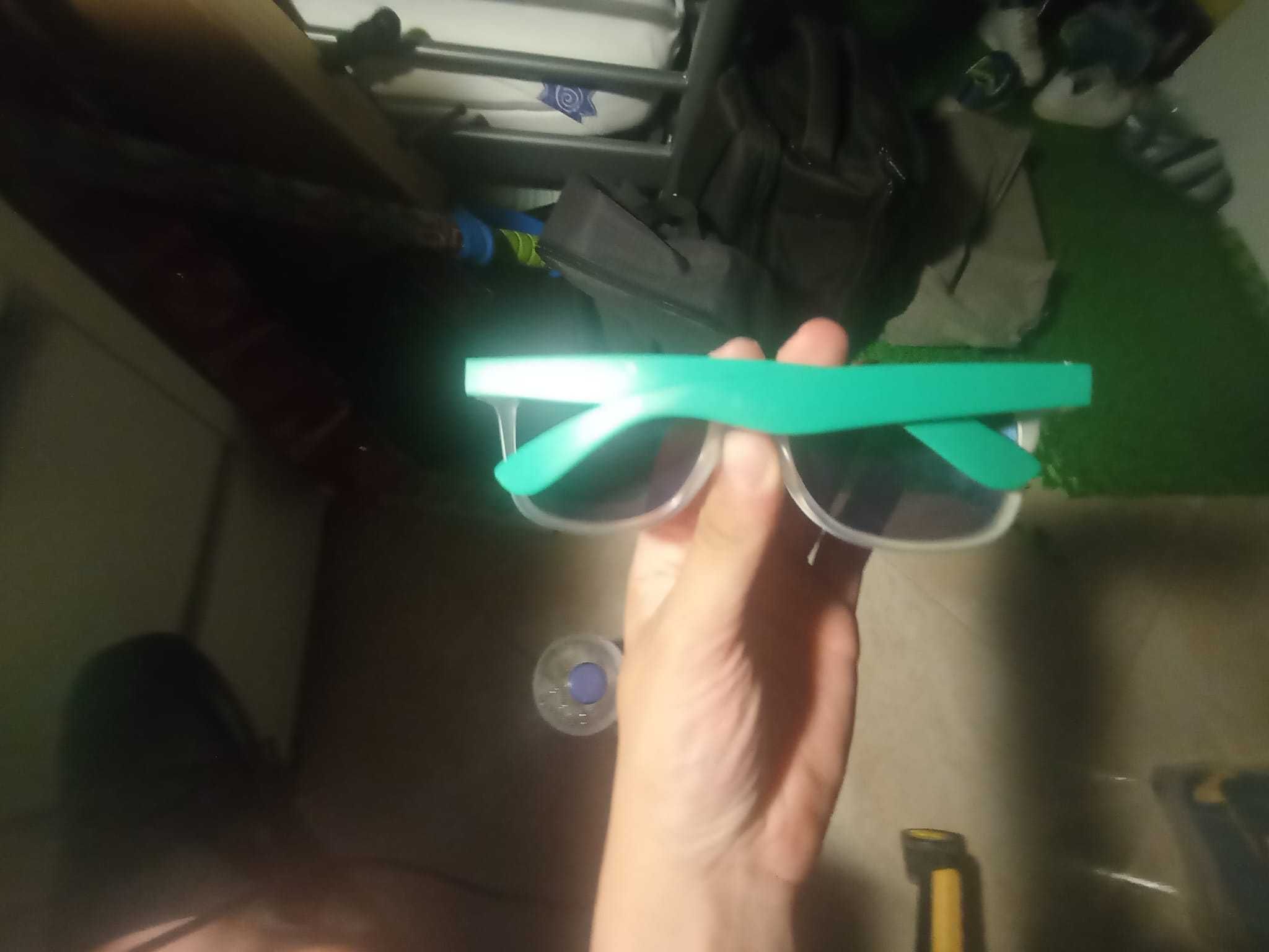 Oculos de sol usados