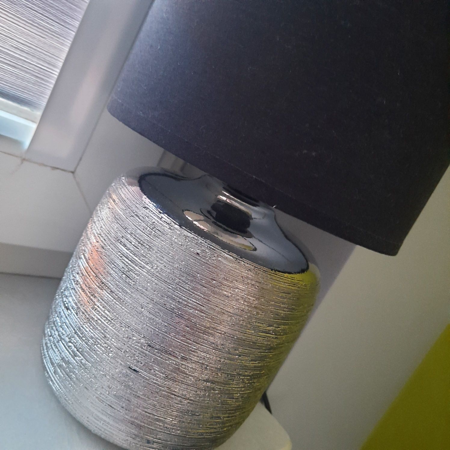 Lampka nocna Czarno srebrna Home&You z żarówką